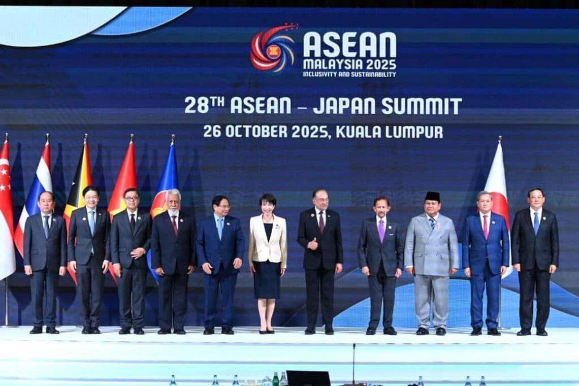Analisis Ekonomi Politik ASEAN: Antara Kontestasi Geo-Ekonomi dan Fragmentasi Sosial