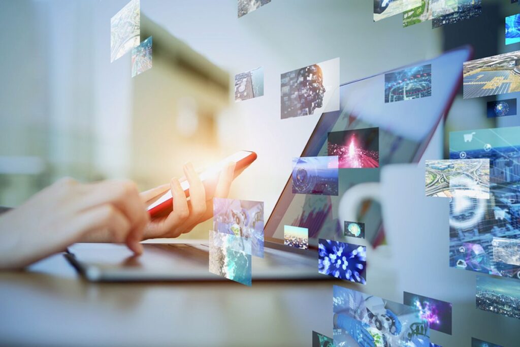 Krisis Pengetahuan di Era Digital: Bahaya Konten Pendek, Filter Bubble, dan Runtuhnya Otoritas Kepakaran