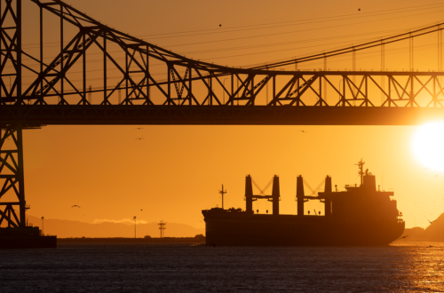 Penyitaan Kapal Tanker Venezuela oleh AS: Ketegangan Geopolitik Memicu Kenaikan Harga Minyak