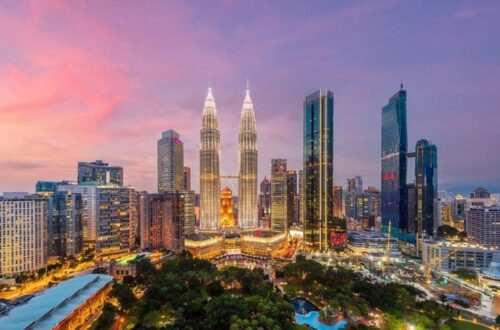 Pendulum Konstitusi: Putusan MK dan Monopoli Kewenangan Penghitungan Kerugian Keuangan Negara